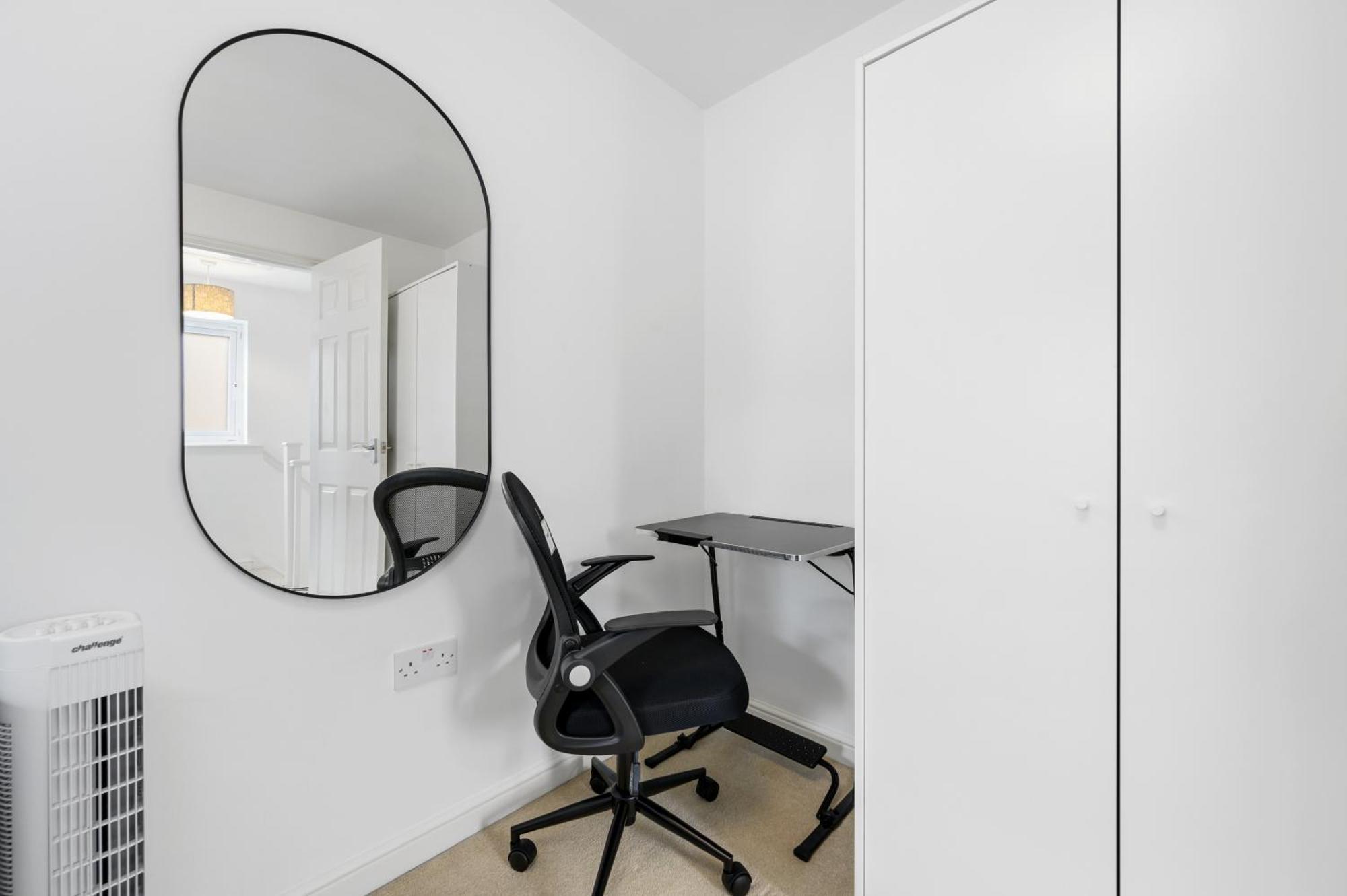 Comfy Stay 6Mins To Coop Live Arena, Etihad Stadium & City Centre With Wifi & Free Private Parking Manchester Eksteriør billede