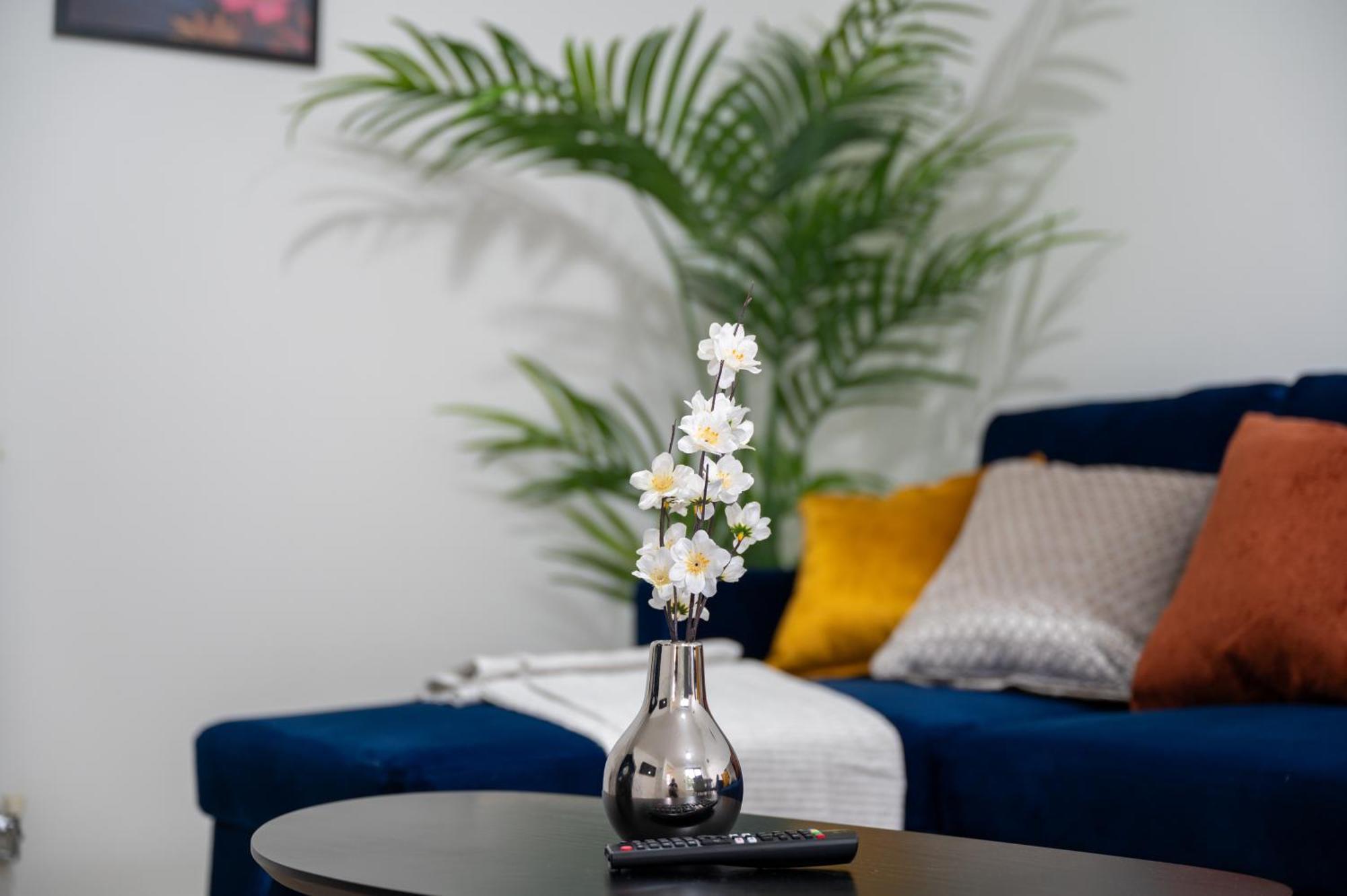 Comfy Stay 6Mins To Coop Live Arena, Etihad Stadium & City Centre With Wifi & Free Private Parking Manchester Eksteriør billede